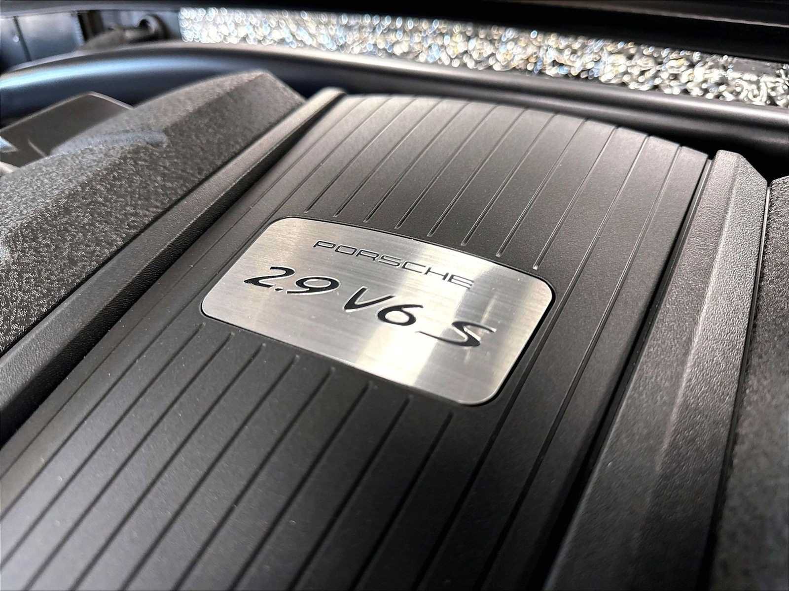 New 2026 Porsche Macan S AWD/4WD image 36