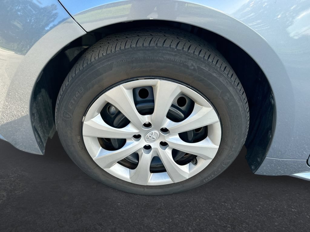 Used 2023 Toyota Corolla LE FWD image 10