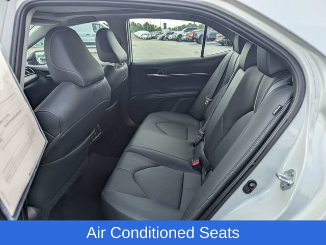Used 2024 Toyota Camry XSE FWD image 10