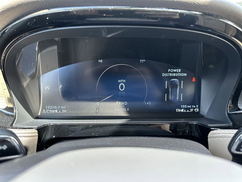 Used 2023 Lincoln Corsair AWD w/ Towing Package image 15
