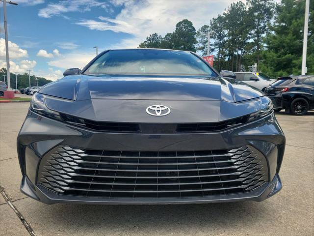 Certified 2025 Toyota Camry XLE FWD image 7