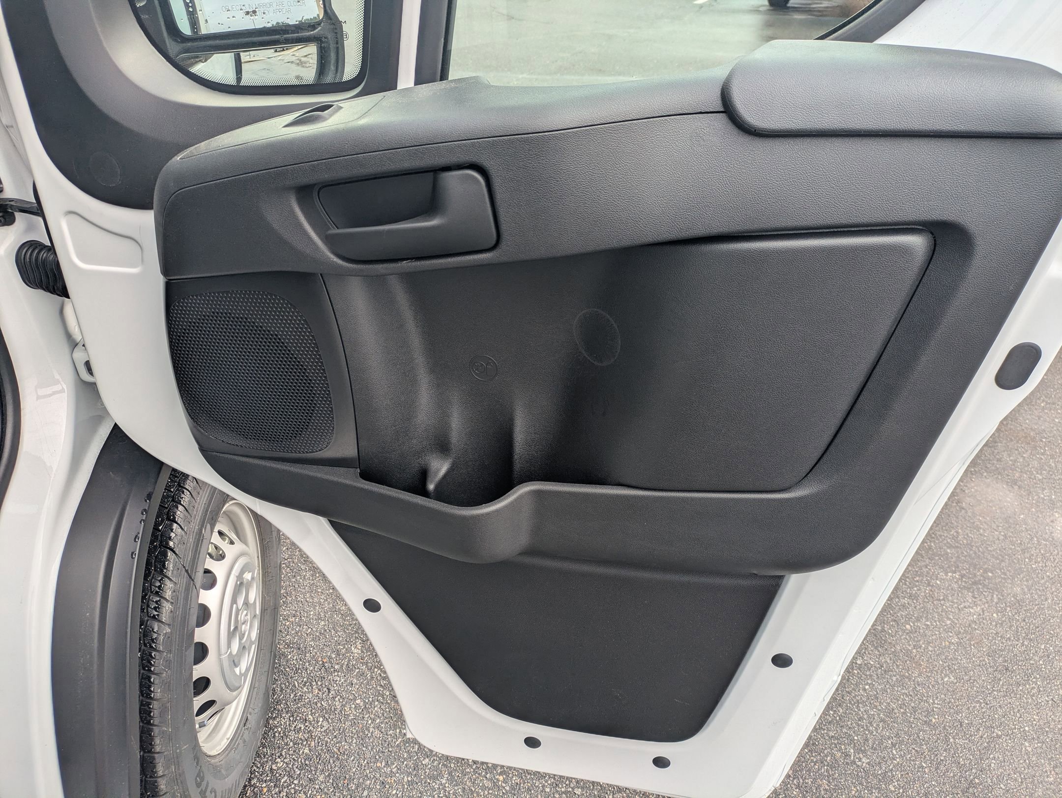 New 2026 RAM ProMaster 2500 w/ Convenience Group FWD image 26