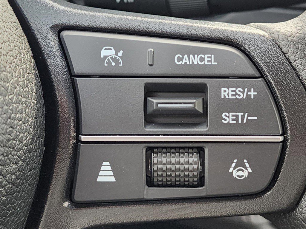 Certified 2025 Honda Accord LX image 30