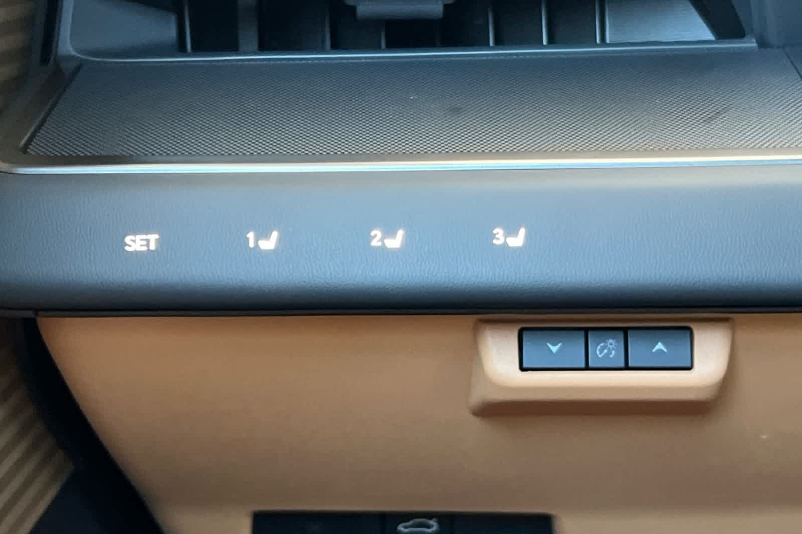 New 2026 Lexus ES 350e w/ Cold Area Package FWD image 30
