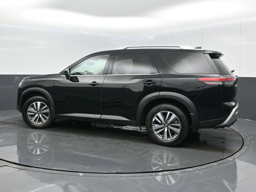 Used 2022 Nissan Pathfinder SL image 5