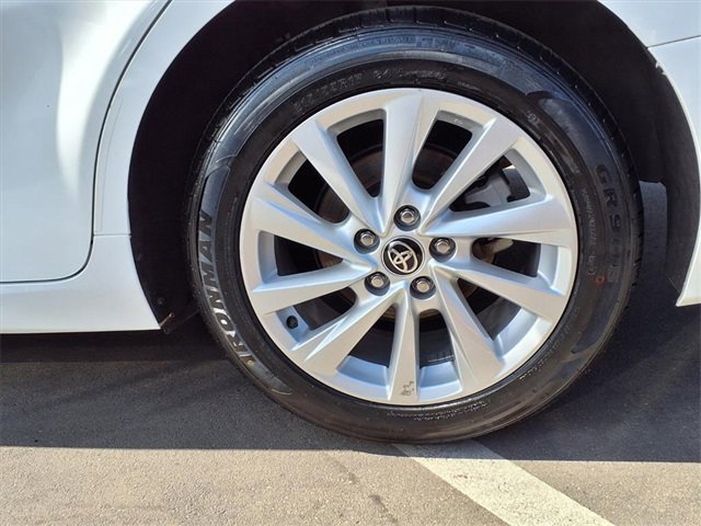 Used 2024 Toyota Camry LE image 7