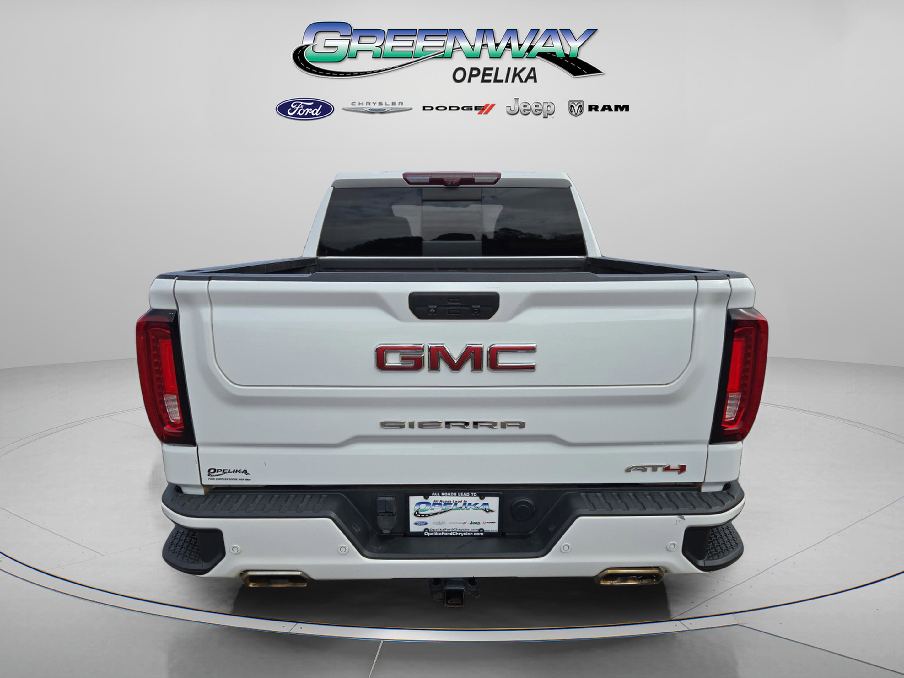Used 2022 GMC Sierra 1500 AT4 w/ AT4 Premium Package image 6