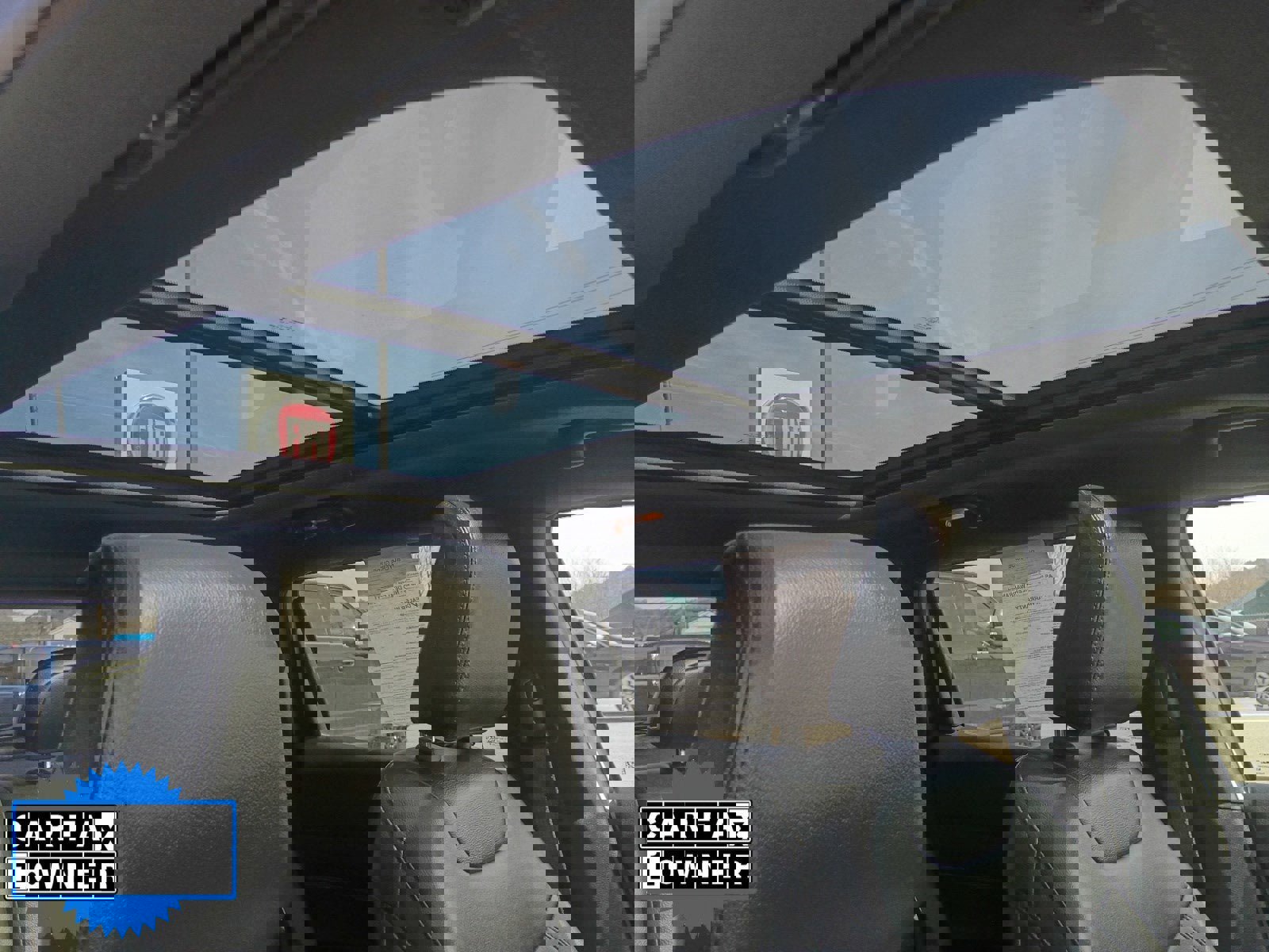 Used 2022 Jeep Compass Altitude w/ Sun and Sound Group image 17