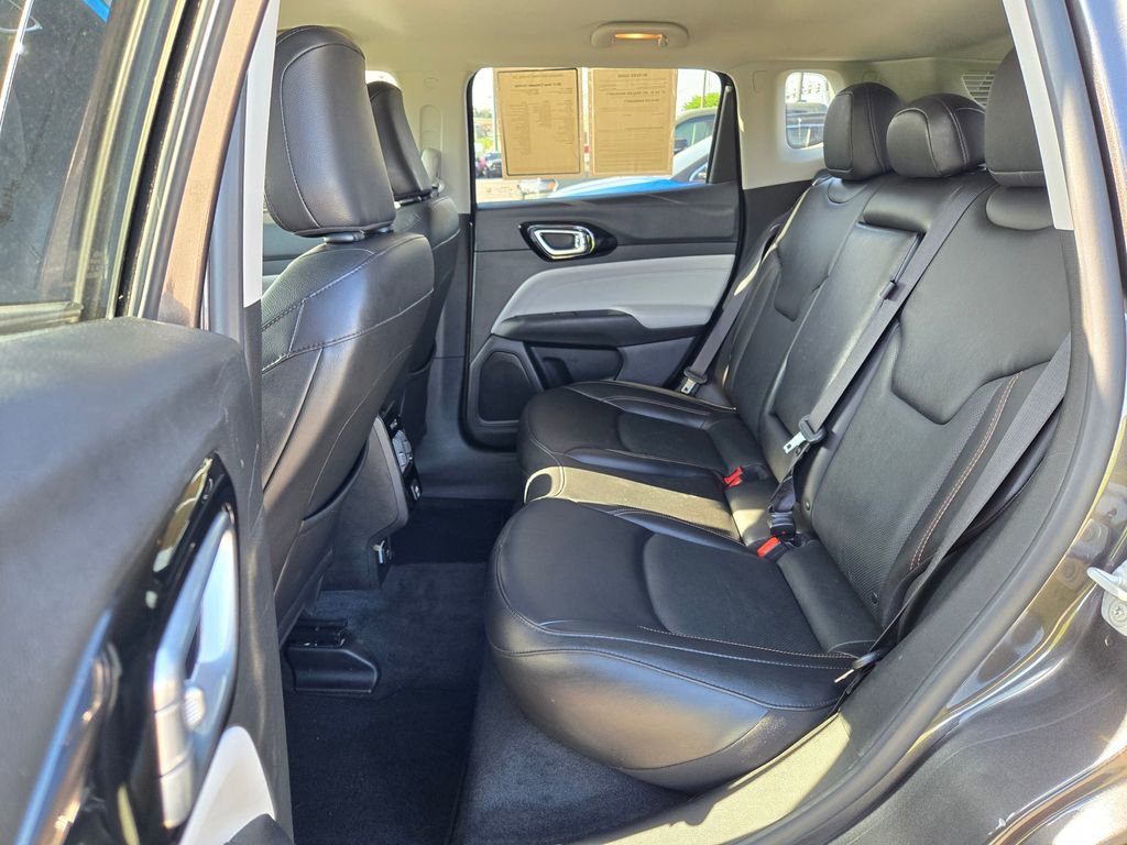 Used 2022 Jeep Compass Limited AWD/4WD image 28