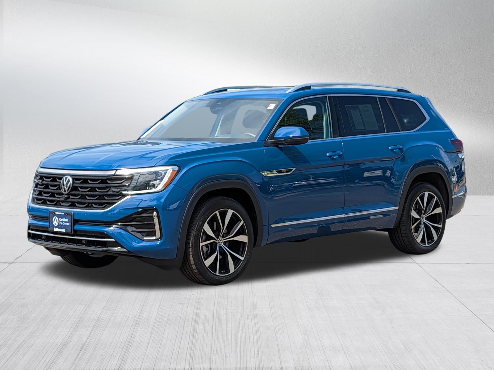 Certified 2025 Volkswagen Atlas SEL Premium R-Line AWD/4WD image 3