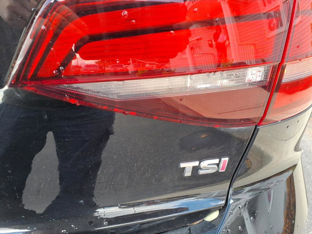 Used 2018 Volkswagen Jetta SE image 11