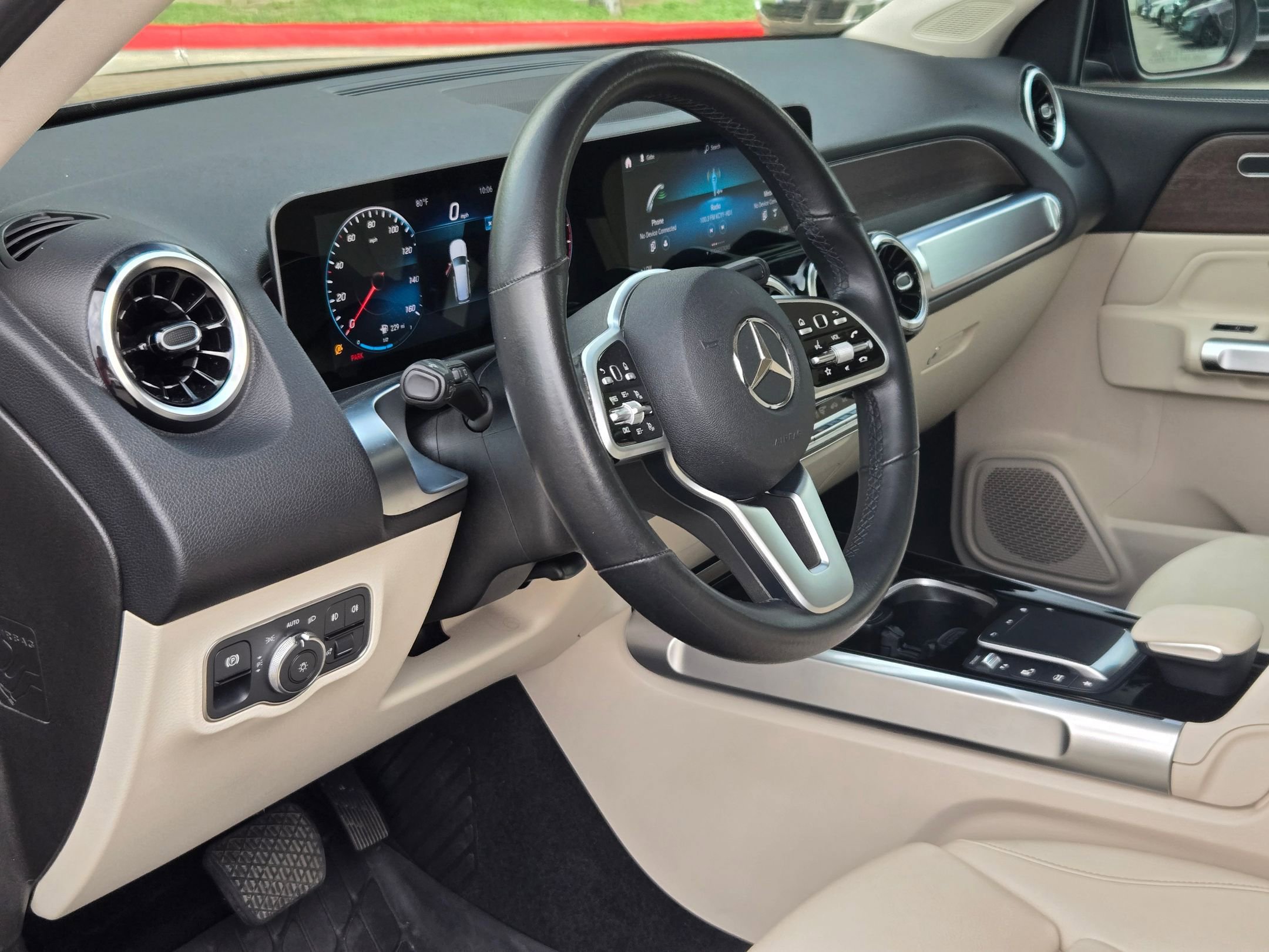 Used 2021 Mercedes-Benz GLB 250 image 12