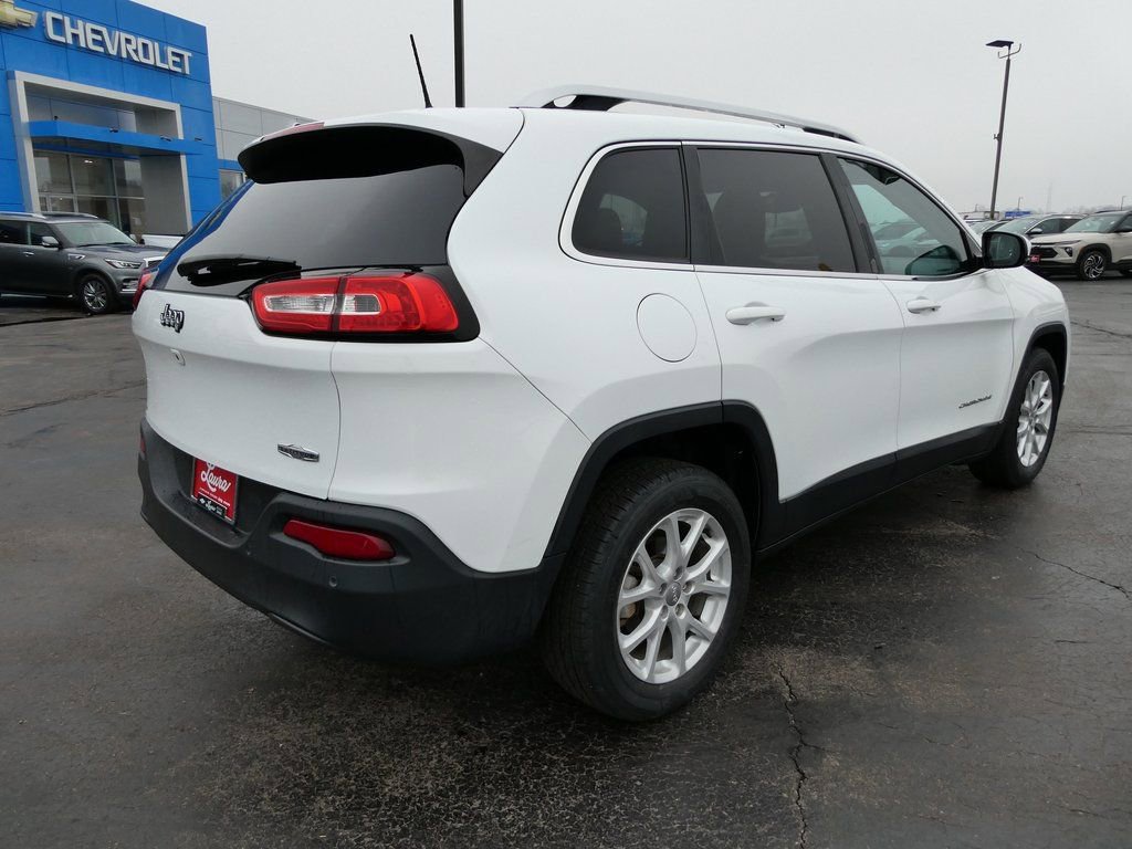 Used 2017 Jeep Cherokee Latitude w/ Safety/Convenience Group image 5