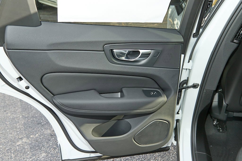 New 2026 Volvo XC60 B5 Core image 18