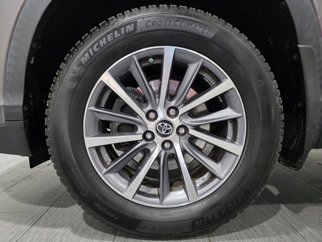 Used 2019 Toyota Highlander XLE image 23