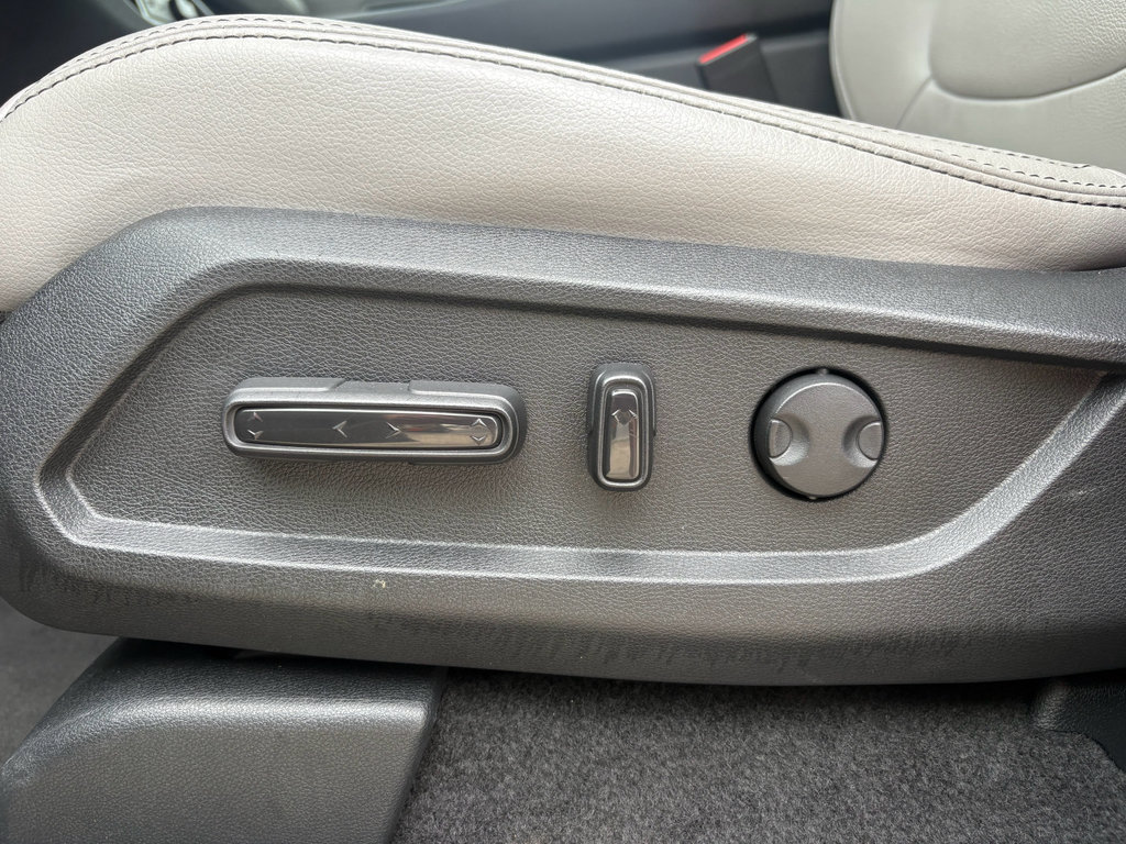 Certified 2023 Honda Pilot Touring image 26