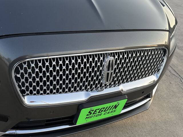 Used 2018 Lincoln Continental Reserve w/ Continental Climate Package FWD image 32