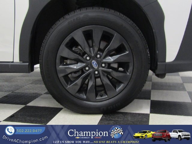 Used 2023 Subaru Outback Onyx Edition AWD/4WD image 3