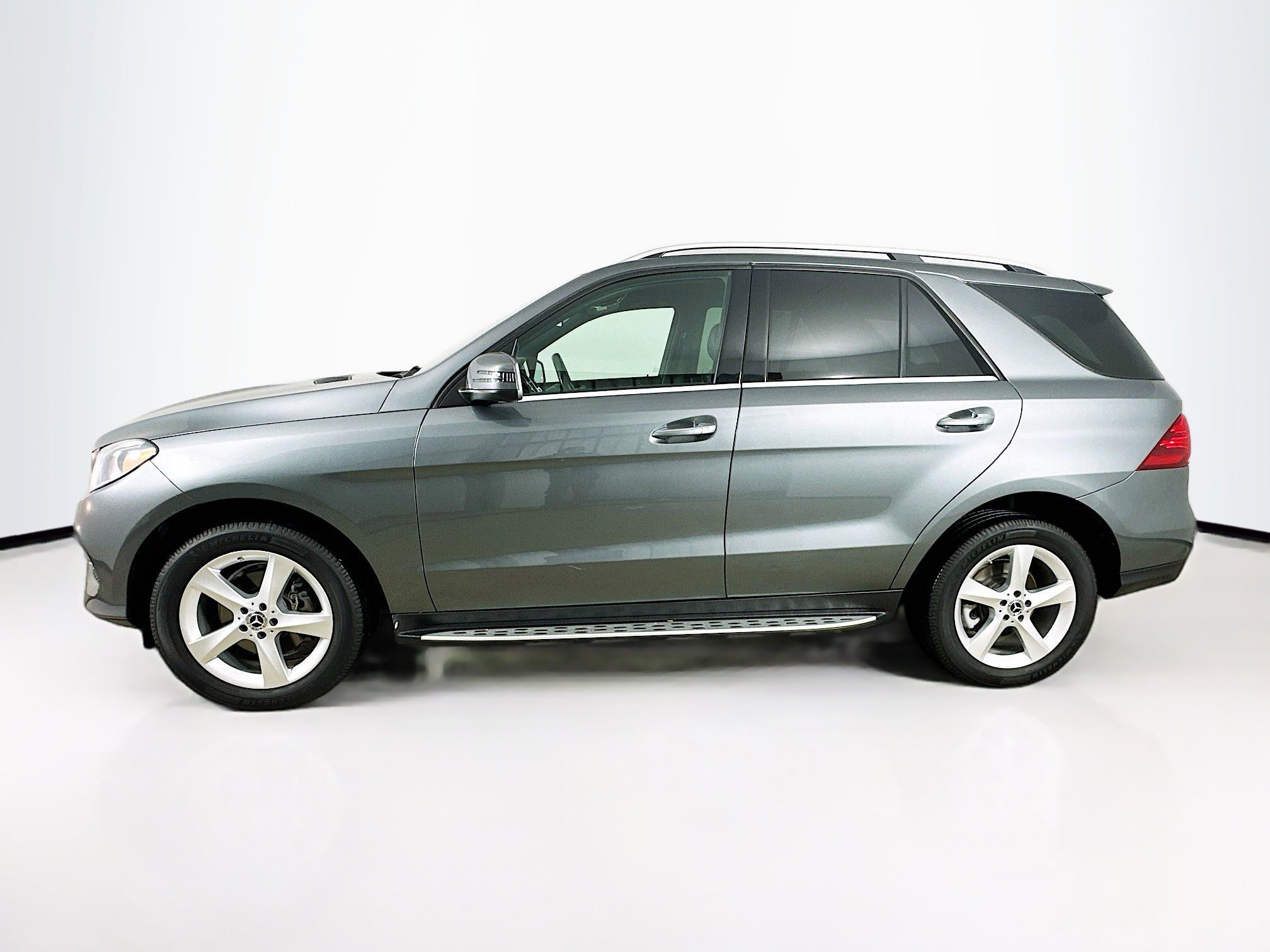 Certified 2017 Mercedes-Benz GLE 350 4MATIC image 8