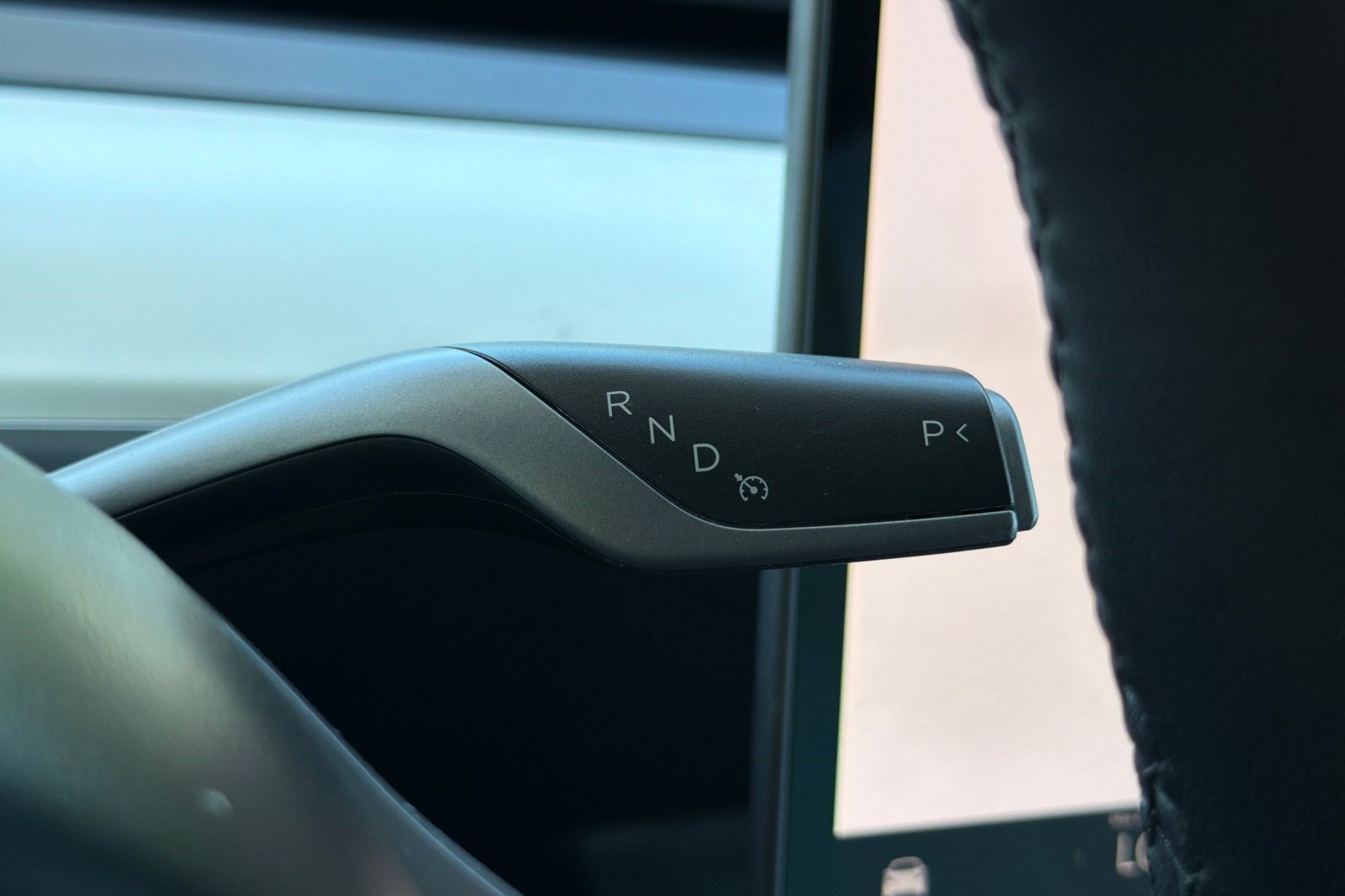 Used 2022 Tesla Model Y Long Range AWD/4WD image 27