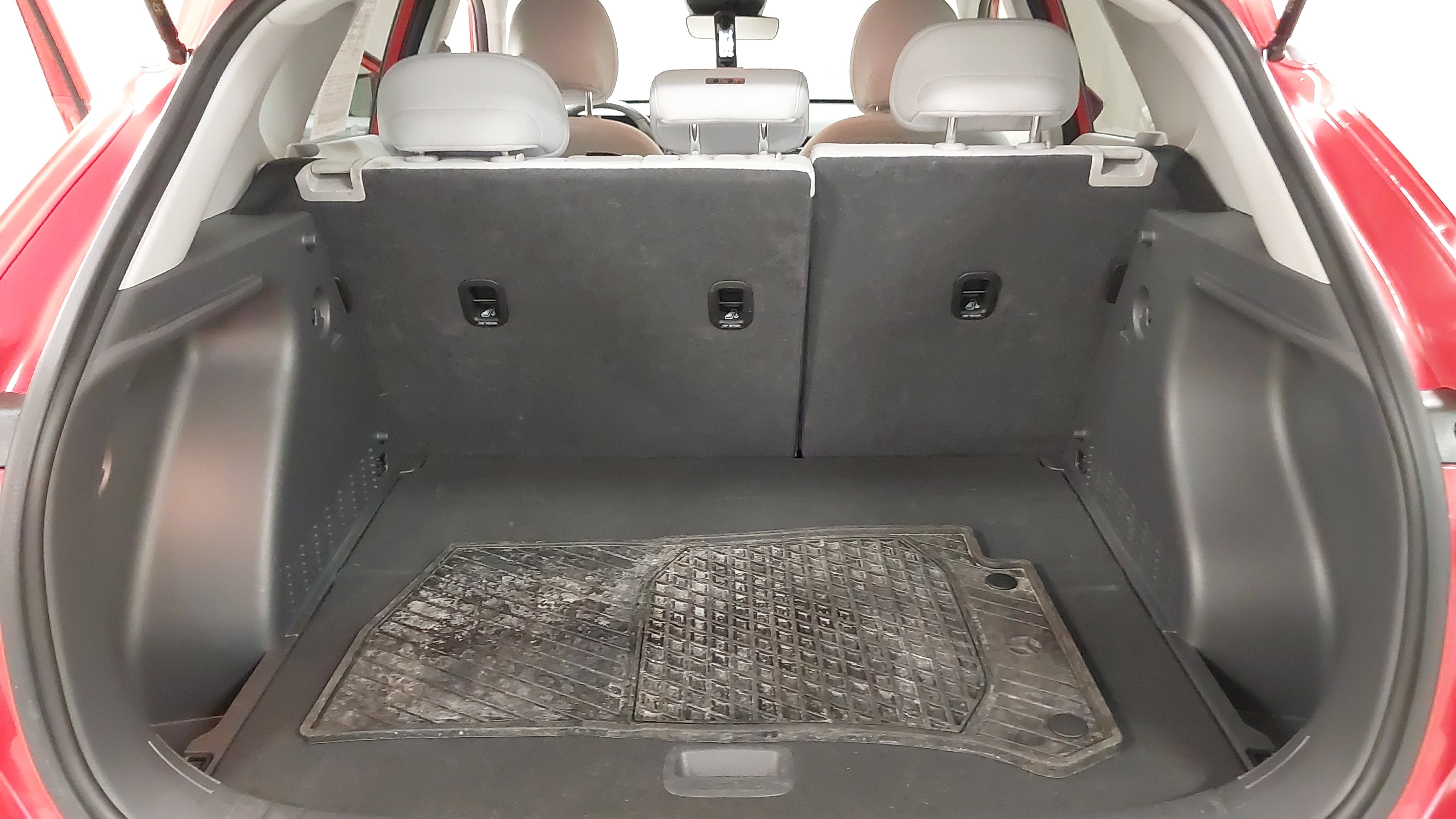 Used 2025 Hyundai Kona SEL AWD/4WD image 27