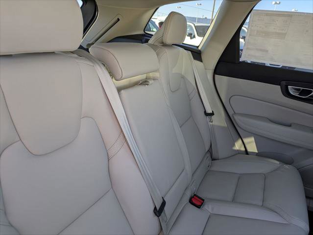 New 2026 Volvo XC60 T8 Ultra w/ Protection Package Premier image 13