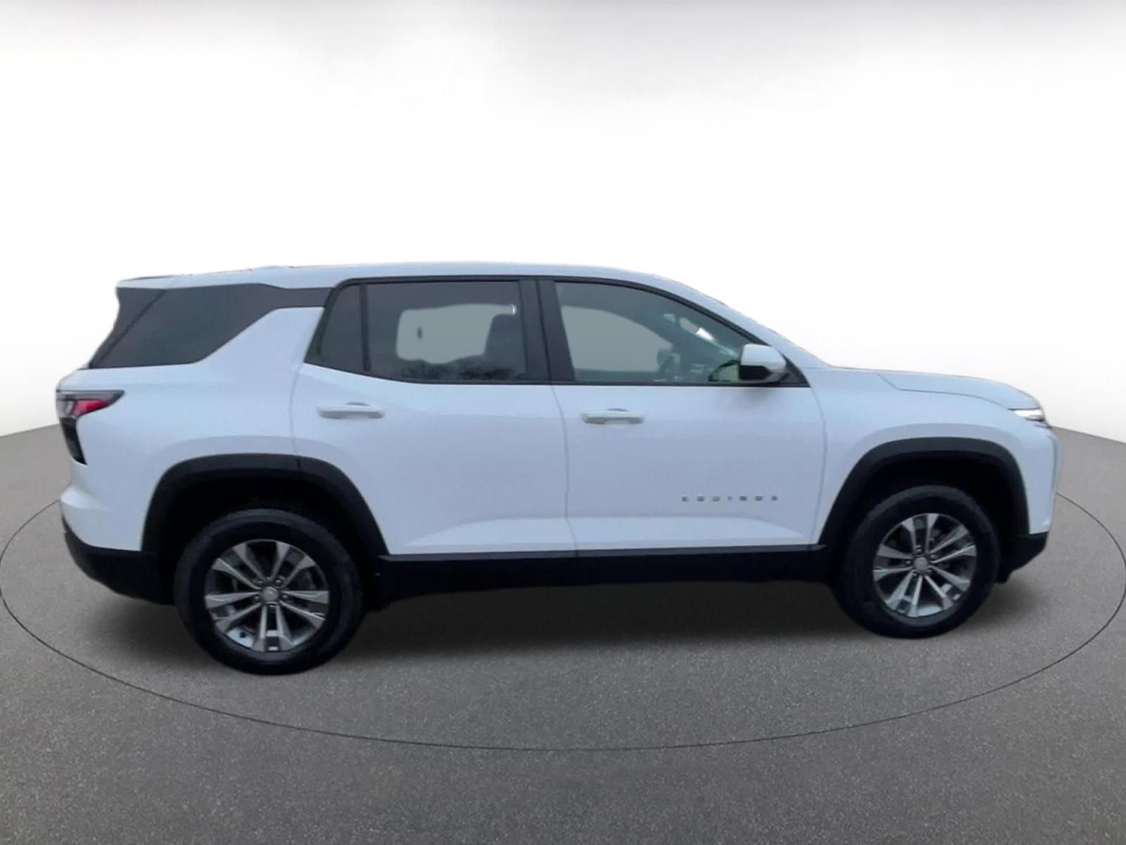 Used 2025 Chevrolet Equinox LT image 16