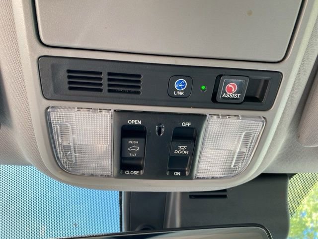 Used 2021 Honda Pilot Touring image 34