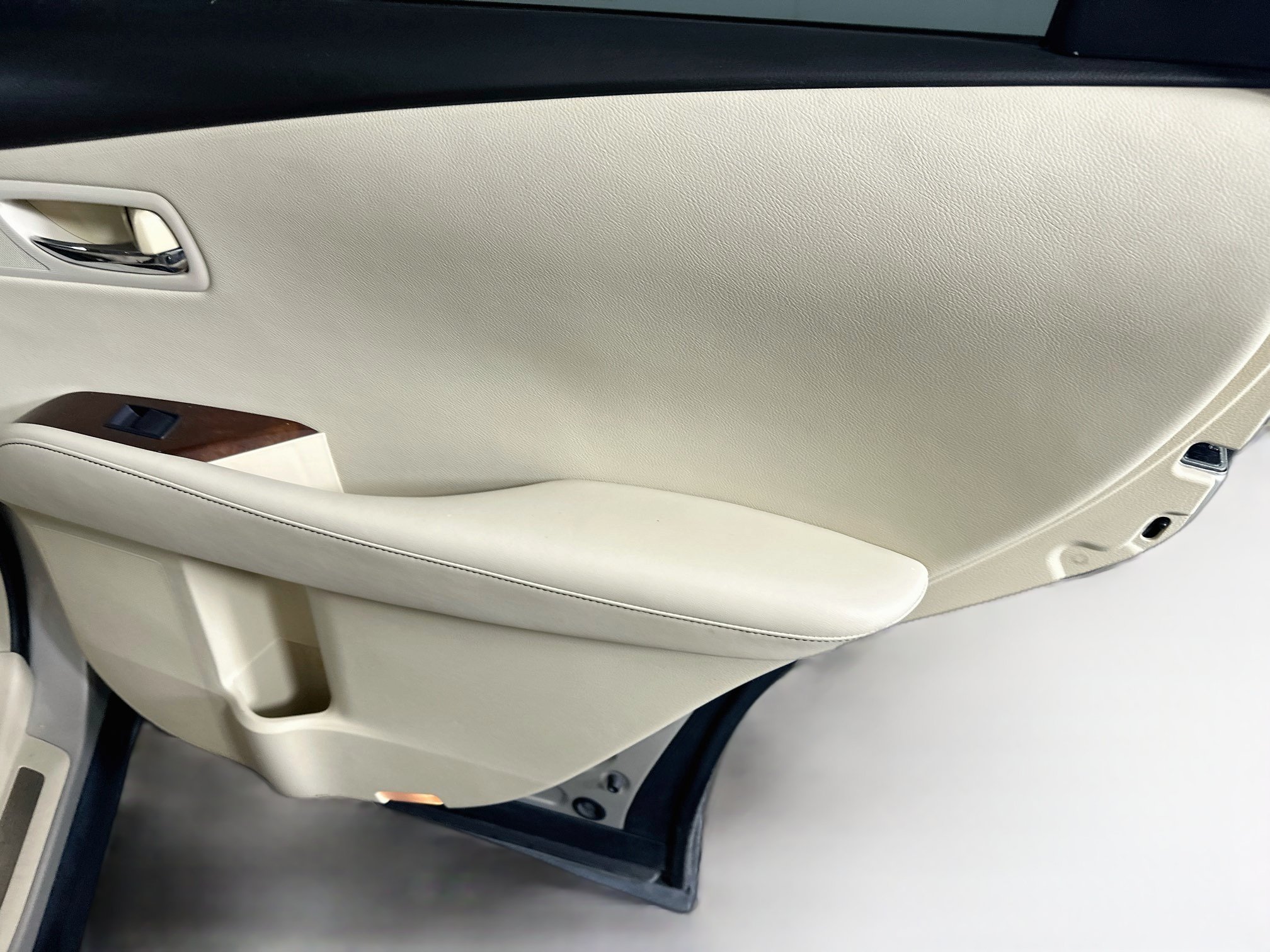 Used 2013 Lexus RX 350 FWD w/ Premium Pkg image 29