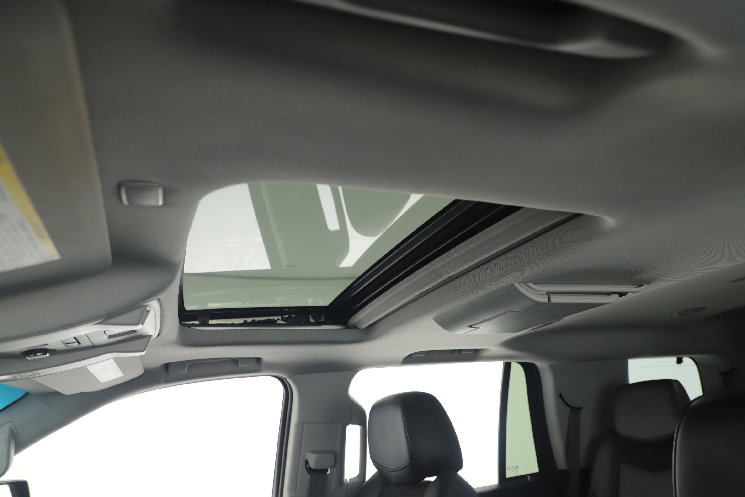 Used 2017 Cadillac Escalade Premium Luxury image 26