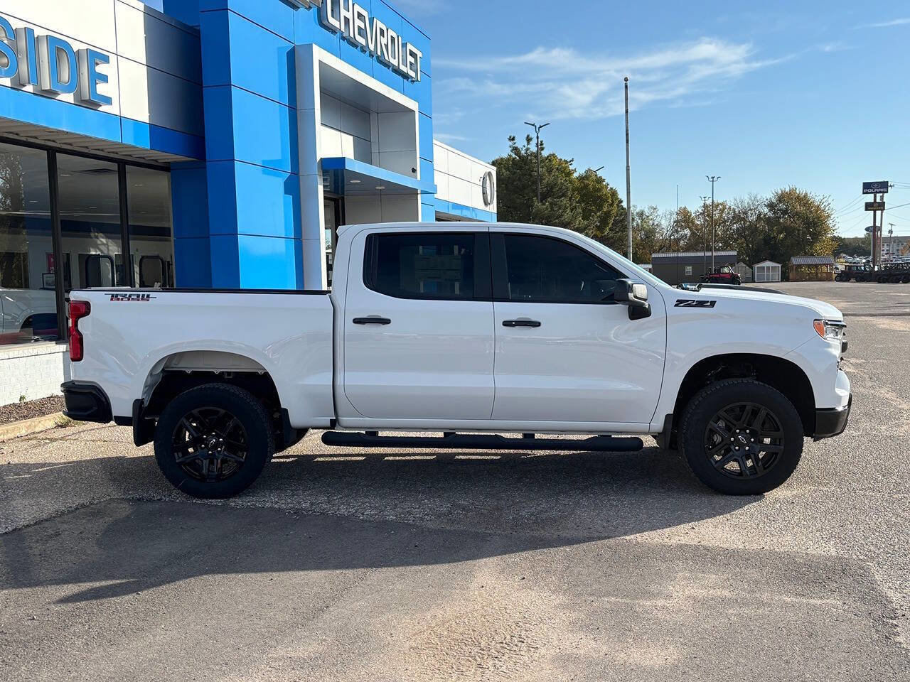 New 2024 Chevrolet Silverado 1500 LT Trail Boss w/ LPO, Dark Essentials Package image 8