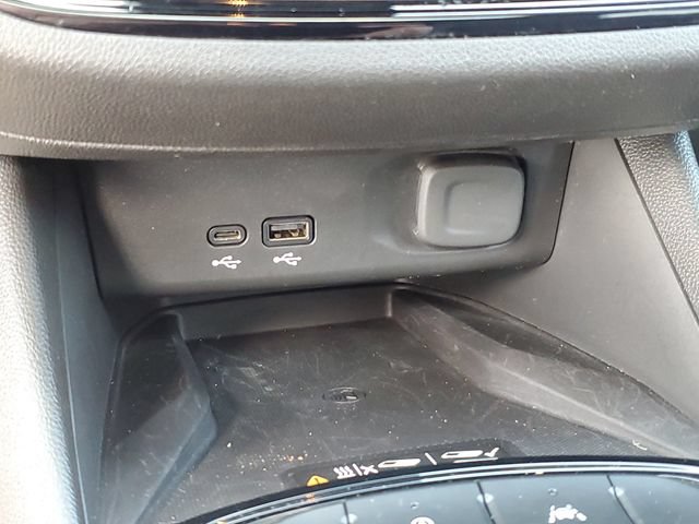 Certified 2024 Buick Envista Avenir FWD image 18