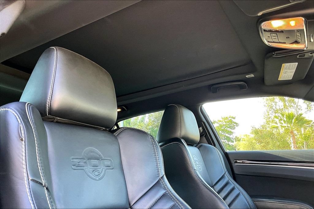 Used 2023 Chrysler 300 C RWD image 14