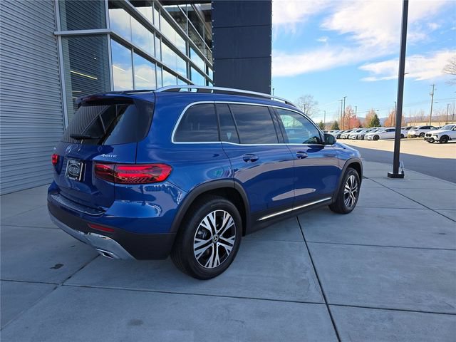 Used 2026 Mercedes-Benz GLB 250 4MATIC image 3