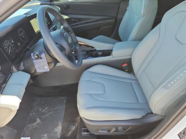 New 2026 Hyundai Elantra Limited image 4