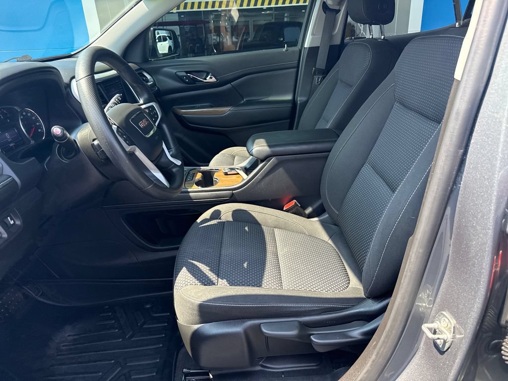 Used 2021 GMC Acadia SLE FWD image 20