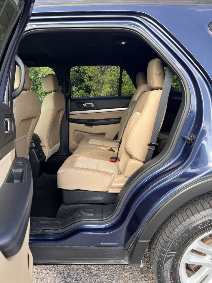 Used 2017 Ford Explorer 4WD image 15