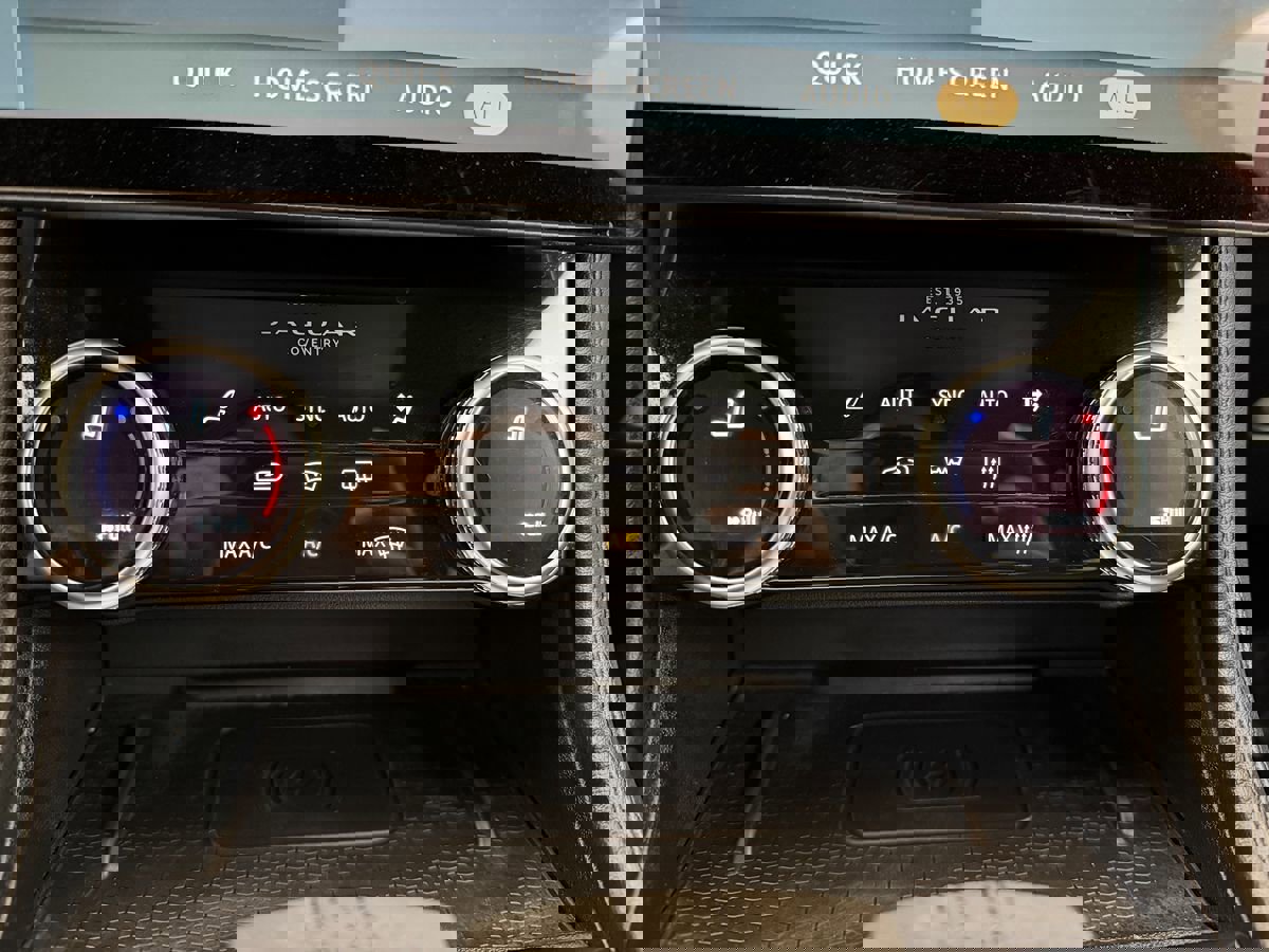 Used 2022 Jaguar F-PACE S image 38