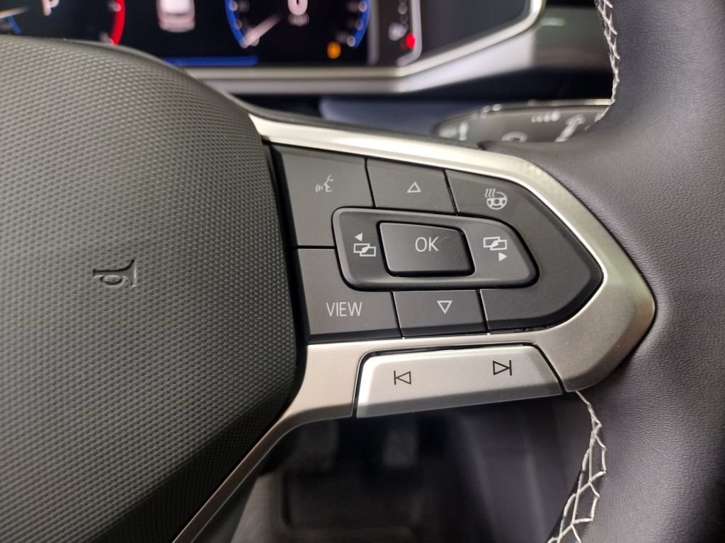 New 2026 Volkswagen Taos SEL AWD/4WD image 26