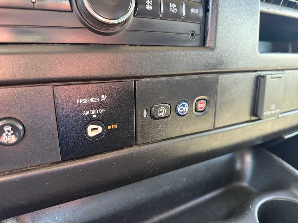 Used 2018 GMC Savana 2500 w/ Driver Convenience Package RWD image 16