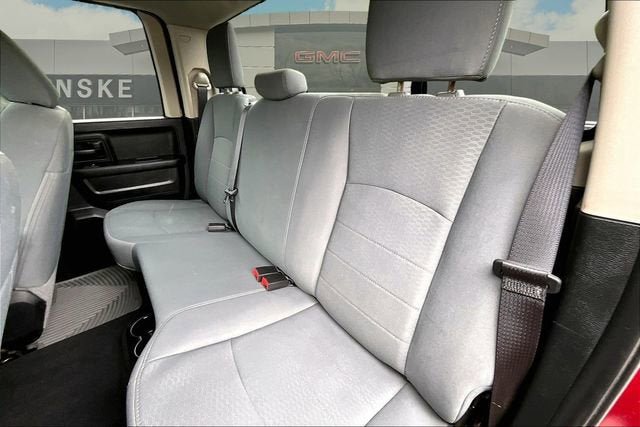 Used 2015 RAM 1500 Express AWD/4WD image 26