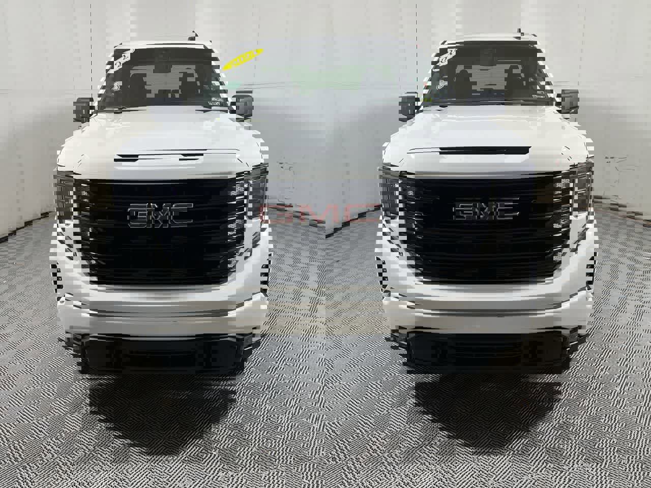 Used 2024 GMC Sierra 1500 Elevation image 3