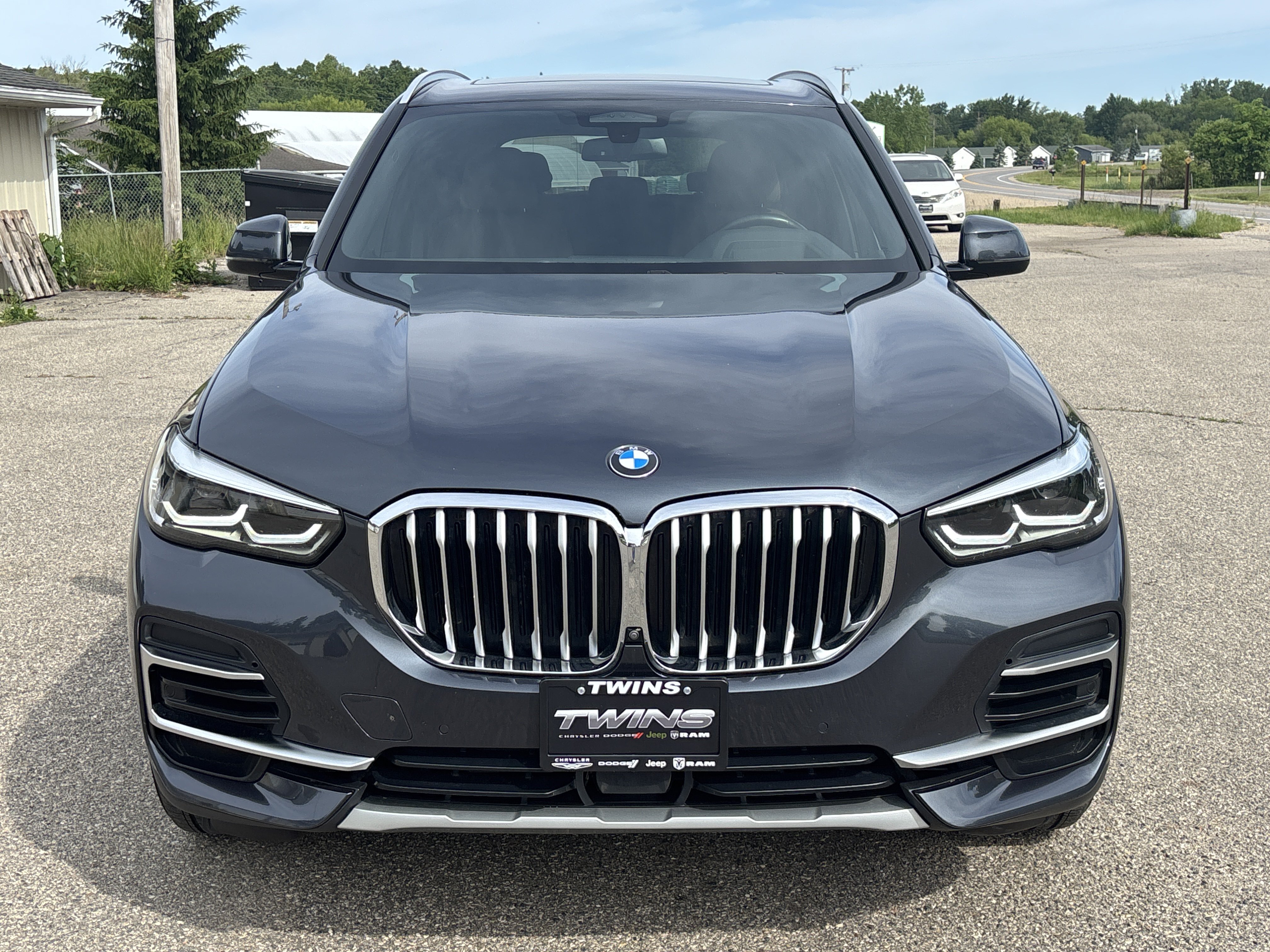 Used 2022 BMW X5 xDrive40i AWD/4WD image 13