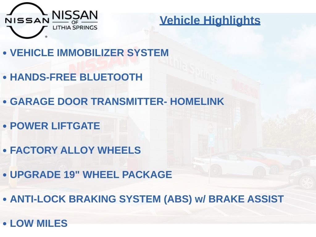 Used 2023 Toyota Highlander XLE image 12