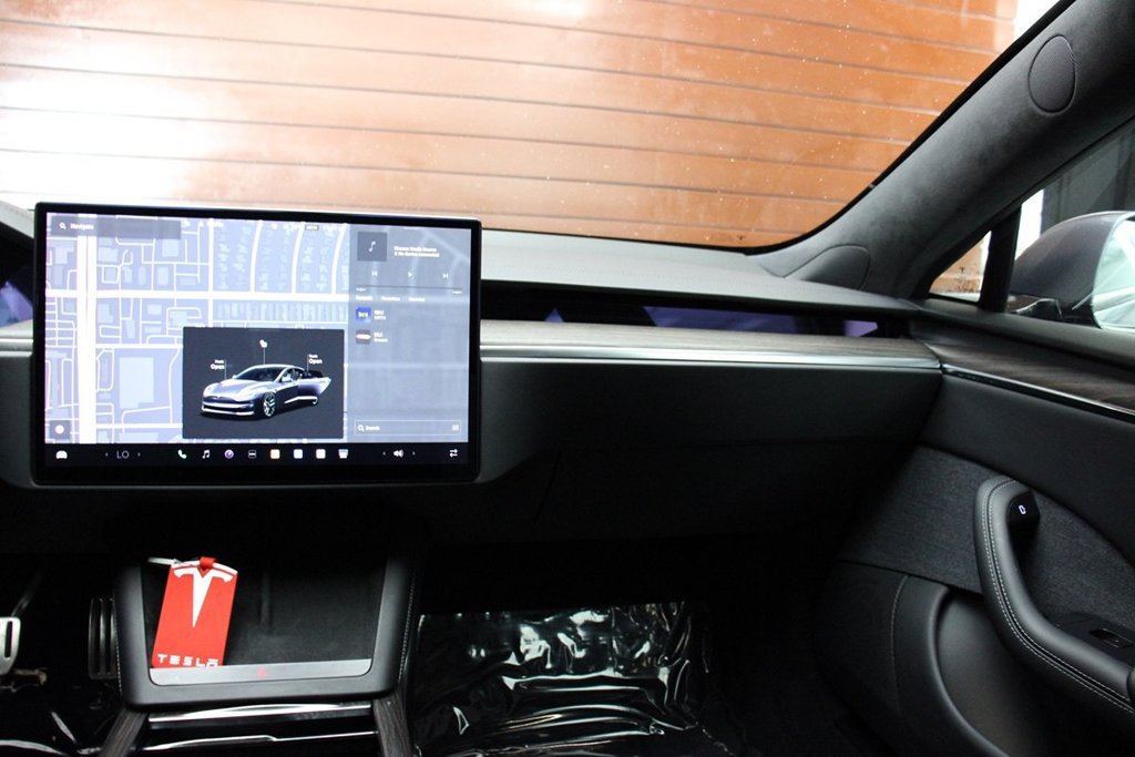 Used 2023 Tesla Model S AWD/4WD image 40