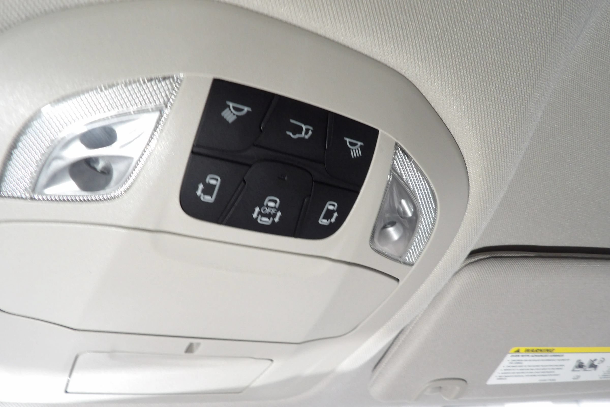 Used 2024 Chrysler Pacifica Limited FWD image 27