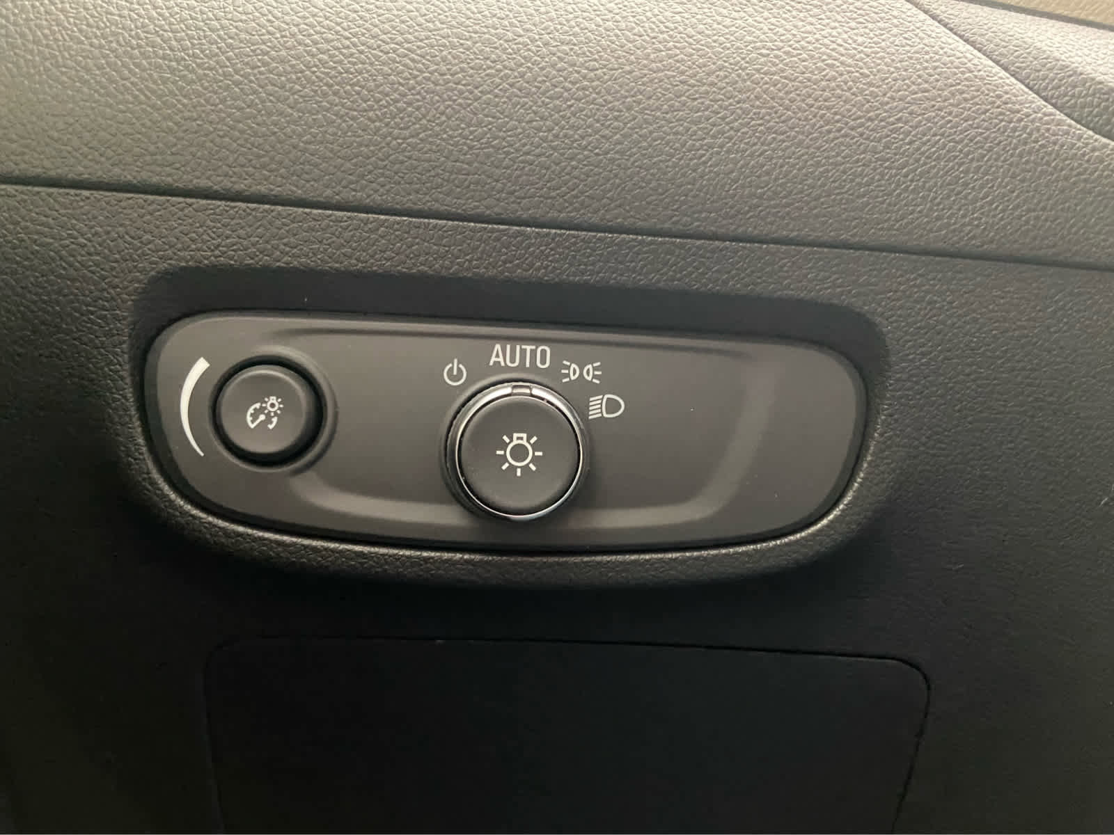 Used 2024 Buick Encore GX Preferred image 30