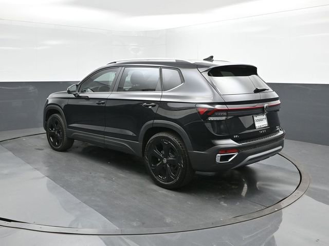 New 2026 Volkswagen Taos SEL image 5