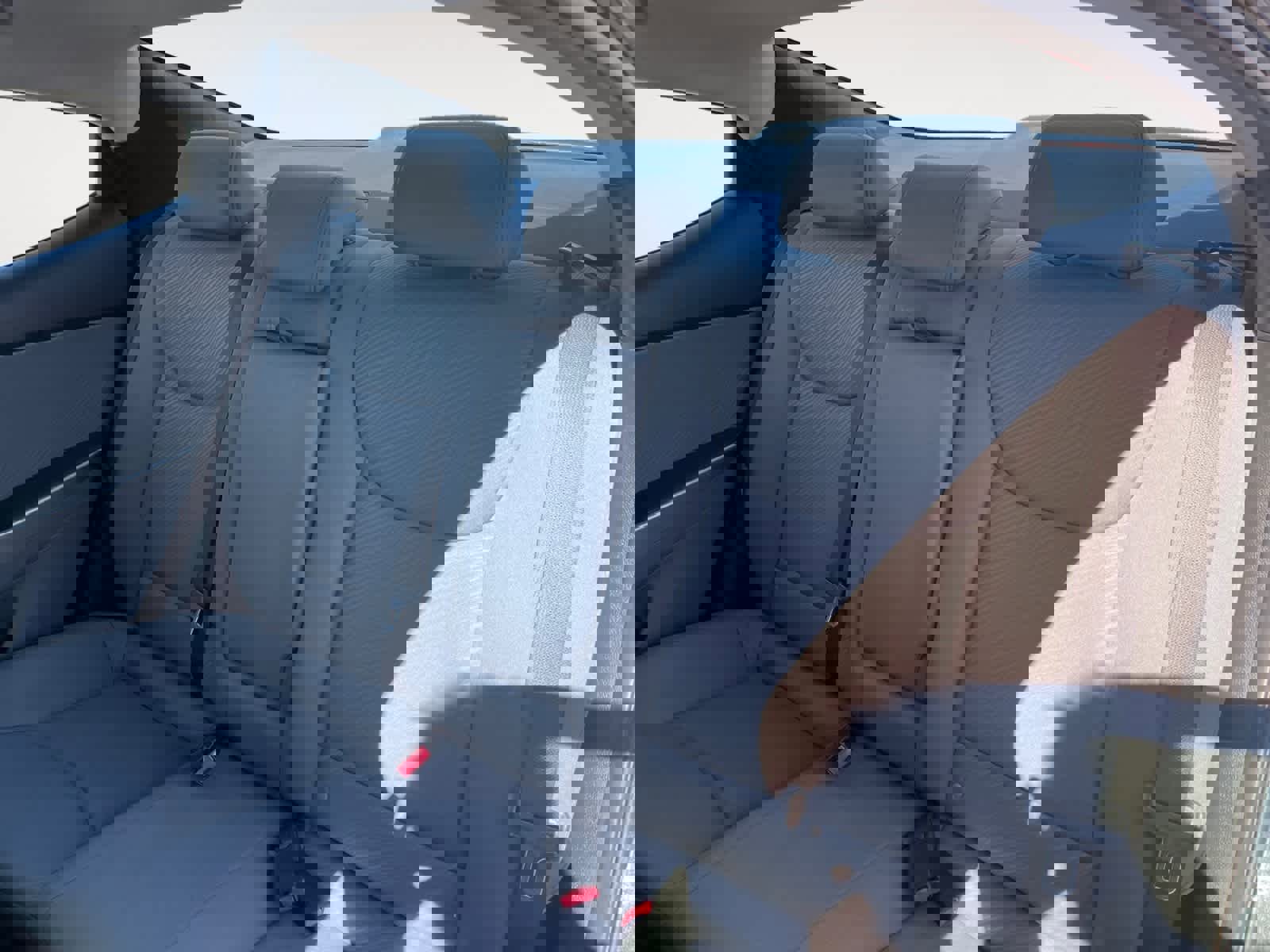 Used 2013 Hyundai Elantra GLS w/ Preferred Pkg image 13