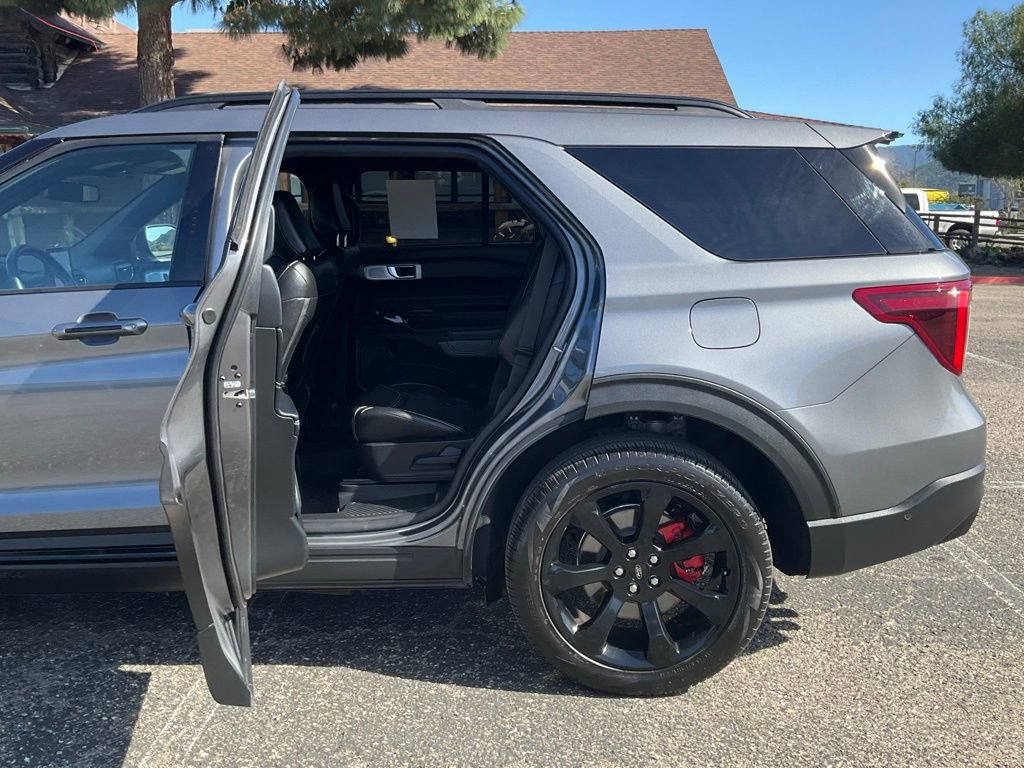 Used 2022 Ford Explorer ST w/ Equipment Group 401A image 26